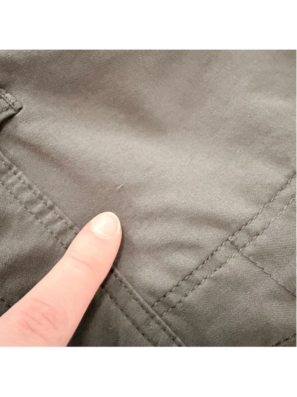 prAna Stretch Zion Gray Relaxed Fit Cargo Pants Men's Size 40X32 Outdoors Hiking